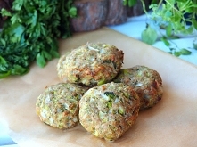 KOTLETY DROBIOWO-BROKUŁOWE