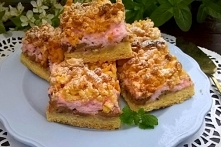 ciasto z agrestem i pianką