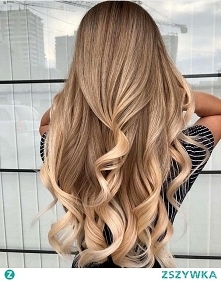 Luźne fale to szybki i łatwy sposób na idealną fryzurę na randkę!