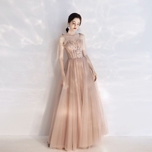 Elegancka Szampan Sukienki Na Bal 2019 Princessa Spaghetti Pasy Frezowanie Perła Z Koronki Kwiat Bez Rękawów Bez Pleców Długie Sukienki Wizytowe