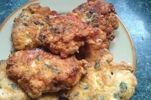 RACUSZKI Z PIERSI KURCZAKA-KOTLETY PO FRANCUSKU