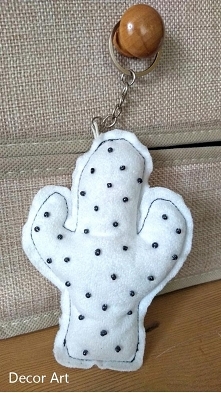 kaktus przywieszka wys.10cm