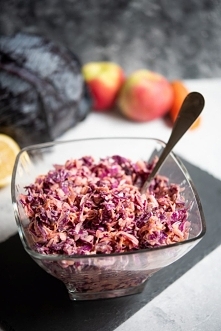 Surówka z czerwonej kapusty