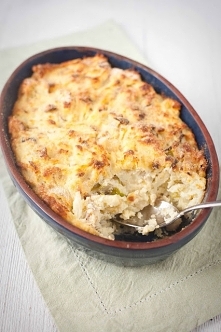 Zapiekanka ziemniaczana ze śledziami