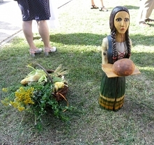 "Biedna to kraina, gdzie się chleb kończy, a kamień zaczyna"