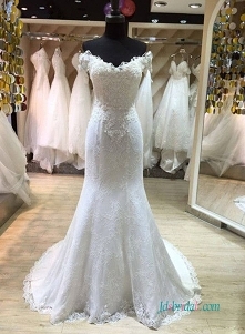 Piękna koronkowa syrenka na ramiączkach #weddingdress
Model: H0590 (darmowa wysyłka na cały świat)
Wyszukaj na stronie numer modelu, link w biografii