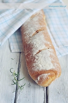 chleb czosnkowy z rozmarynem