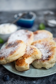 Racuchy drożdżowe z serem