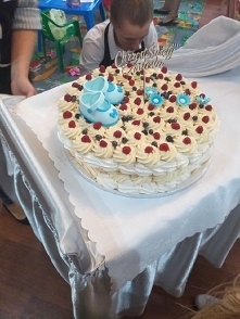 Bezowy tort mniammmm