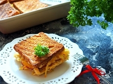 ZAPIEKANKA TOSTOWA Z POREM, SZYNKA I ANANASEM