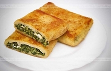 Krokiety nalesnikowe ze szpinakiem