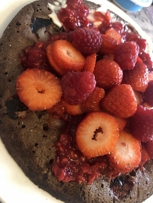 Ostatnimi czasy zakochałam się w omletach i malinkach xxx