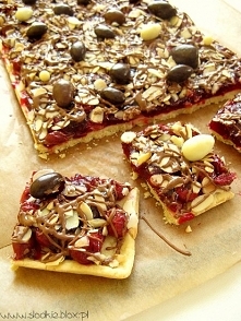 Mazurek z wiśniami i czekoladą