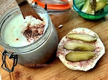 pyszny domowy smalec z salami i jabłkiem,takiego jeszcze nnie jadłaś!polecam