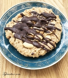 zdrowe ciasteczka owsiane z masłem orzechowym