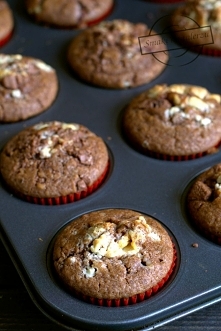 Muffiny z kawałkami czekola...