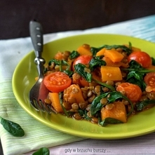 Soczewica z dynią i szpinakiem