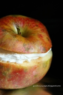 Zapiekane jabłka z twarożkiem