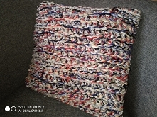 Miszmasz kolorystyczny to oryginalny akcent, który nada wnętrzu chatakteru. Ozdobne poszewki ręcznie robione 40 /40cm