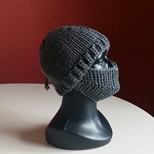 Czapka z przyłbicą