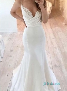 Piękna prosta suknia ślubna o kroju syreny z ramiączkami spaghetti
Model: H0569 (darmowa wysyłka na cały świat)
Wyszukaj na stronie numer modelu, link w biografii