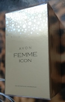 Witam
Mam do sprzedania nową zafoliowaną
Wodę perfumowaną Avon Femme Icon 50 ml

Kategoria: kwiatowo-drzewno-piżmowa

Nuty zapachowe: kwiat róży, truskawki, paczula

Woda perfum...