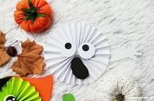 Tutorial, z którego dowiecie się, jak stworzyć harmonijkowe dekoracje z motywem halloweenowym: czarownicy, ducha, dyni i nietoperza ;)