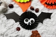 Tutorial, z którego dowiecie się, jak stworzyć harmonijkowe dekoracje z motywem halloweenowym: czarownicy, ducha, dyni i nietoperza ;)