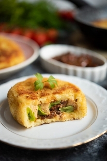 Kotlety ziemniaczane z kurczakiem