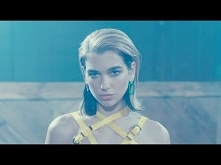Dua Lipa - Don't Start Now (Official Music Video)