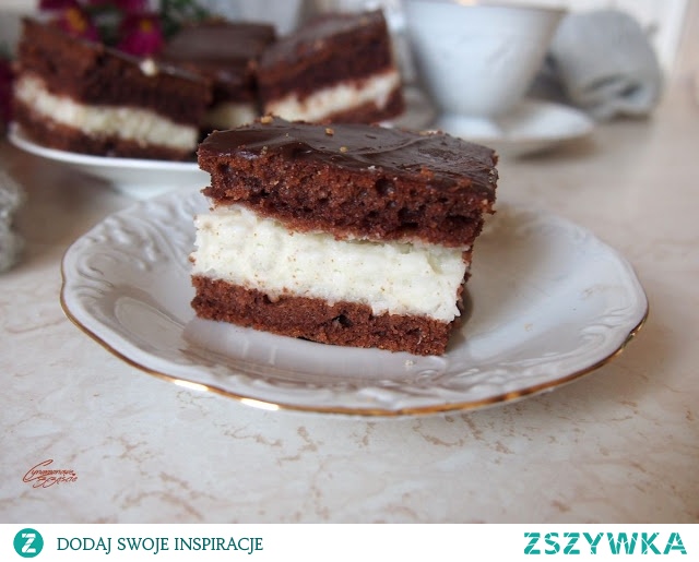 Bardzo proste, bardzo pyszne a do tego efektowne ciasto czekoladowo kokosowe