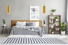 Główna cecha charakterystyczna oświetlenia ELBA to niezaprzeczalnie uniwersalność, dzięki czemu ELBA sprawdzi się w każdym wnętrzu. Abażur w kształcie tuby wykonany z najwyższej...