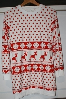 Sukienka świąteczka, renifery. Zapraszm do zakupu na vinted.pl - alexjot