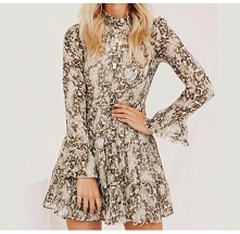 Szyfonowa sukienka w cętki.
--> sprawdź klikając w obrazek