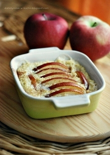 Pieczona jaglanka z kokosem i jabłkiem