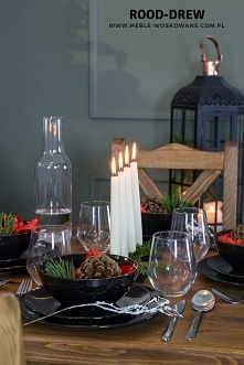 Wystrój stołu świątecznego