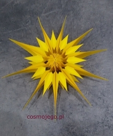 piękna gwiazdka na choinkę