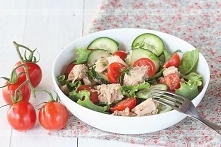 Sałatka z tuńczyka i pomidorów