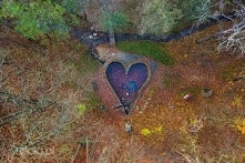 Źródło św. Eliasza (woj. małopolskie) - Źródełko nazywane jest potocznie Źródłem Miłości, a w oryginale Źródłem św. Eliasza. Źródełko uratowało św. Eliasza przed suszą, którą ze...