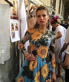 ..........................