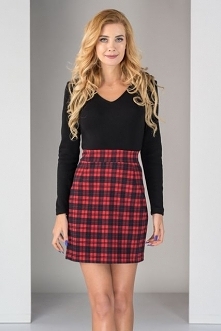 Sukienki dla nastolatek dostępne na stronie Talya to duży wybór ubrań, które sprawdzą się w szkole, ale nie tylko. Sukienki dostępne w ciekawych krojach i fasonach pozwolą Ci tworzyć efektowne stylizacje.