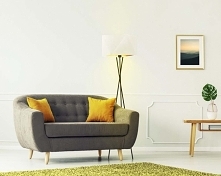 Jeśli poszukujesz lampy stojącej, która odmieni Twoje wnętrze, nada mu charakteru a tym samym rozjaśni swoim ciepłym światłem to oświetlenie DAKAR GOLD będzie doskonałym wyborem...