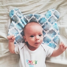 Misiowa podusia dla niemowlaka