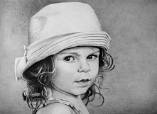 Portret dziewczynki wykonany w Lubeck w Niemczech na papierze AcidFree, rozmiar A3 z 2017 roku.