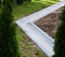 Korytko ściekowe drogowe - Ułatwia odprowadzenie wody z chodników, placów, parkingów i ulic do kanalizacji.