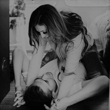 " Prawdziwa tragedia to przystojny facet, ale durny i bez poczucia humoru"