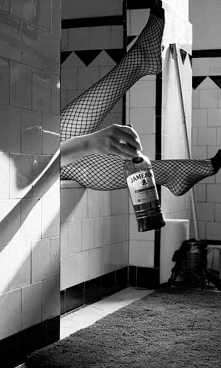 " Kobieta prędzej nie przyzna racji, gdy ja ma, niż gdy jej nie ma" ~ Merlin Monroe