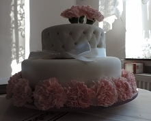 Mimo utrudnień jakie wyszły w związku z korona-wirusem, wszystko się udało <3 Urząd na szczęście nie był zamknięty, a wesele odbyło się w domu. Przetrwaliśmy wczorajszy dzień...