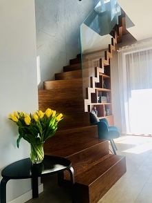 moje schody z wiosennym akcentem.