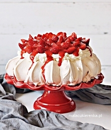 Prosta Beza z Truskawkami